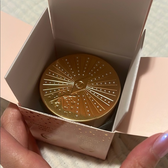 Charlotte Tilbury Magic Cream in Pink and Gold - Picture 3 of 6